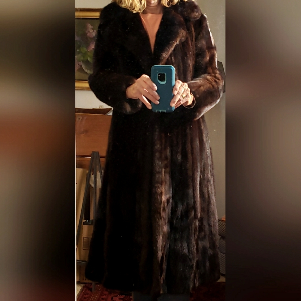 Women's Blackglama Full-Length Mink Fur Coat